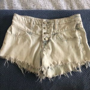 High wasted shorts